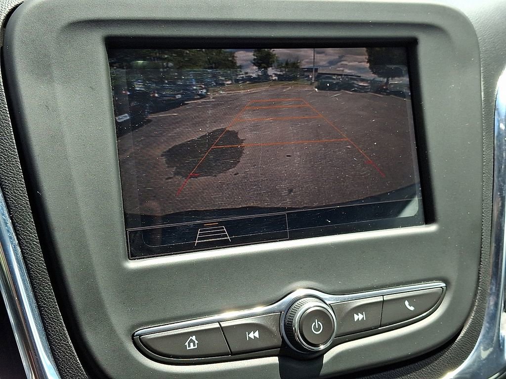 Used 2023 Chevrolet Equinox LS AWD/4WD image 17