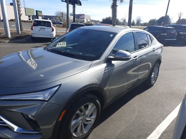 Used 2025 Buick Envista Preferred w/ Convenience I Package image 7