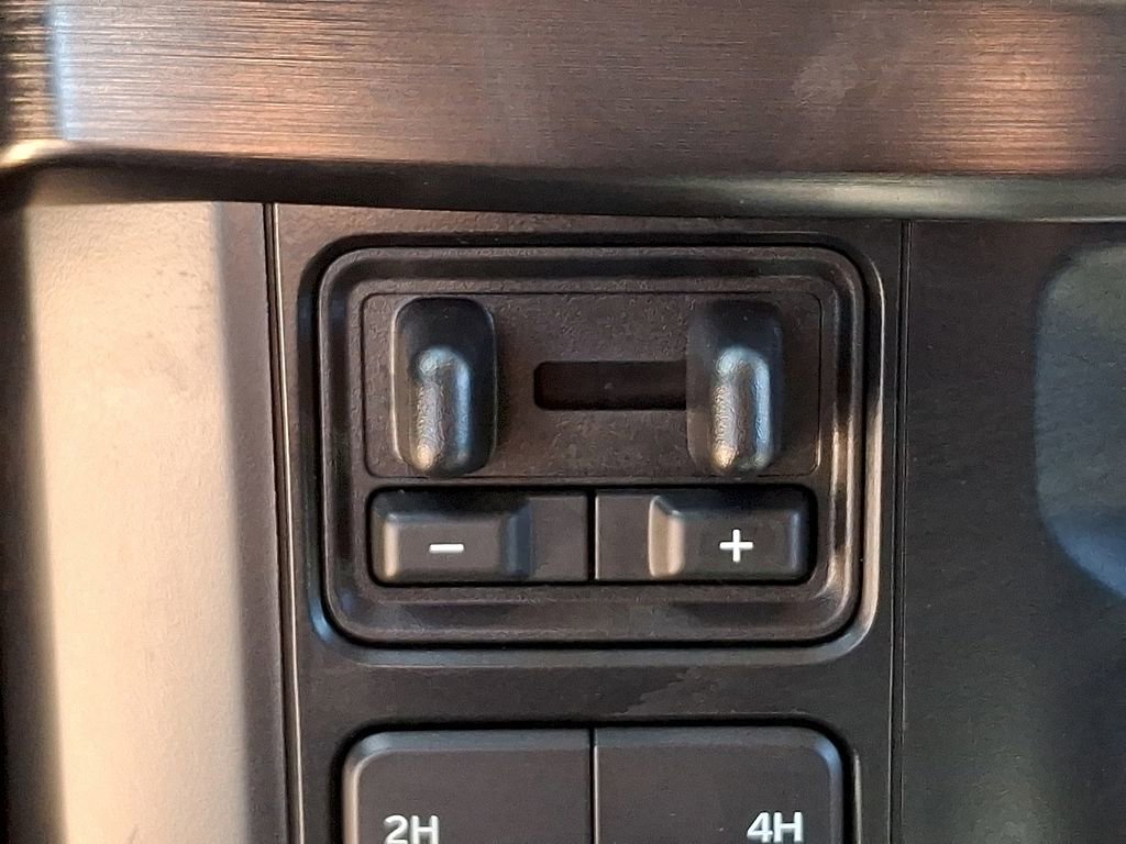 Used 2023 Ford F350 Lariat w/ Lariat Ultimate Package image 25