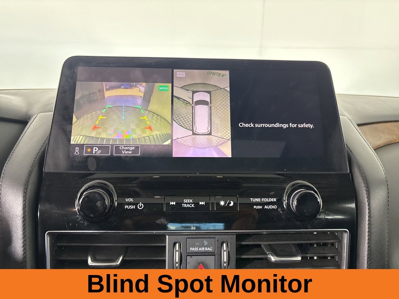 Used 2021 Nissan Armada SL w/ Captain's Chairs Package image 18