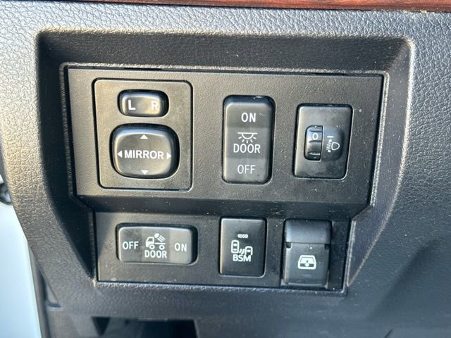 Used 2017 Toyota Tundra Limited w/ Limited Premium Package image 24