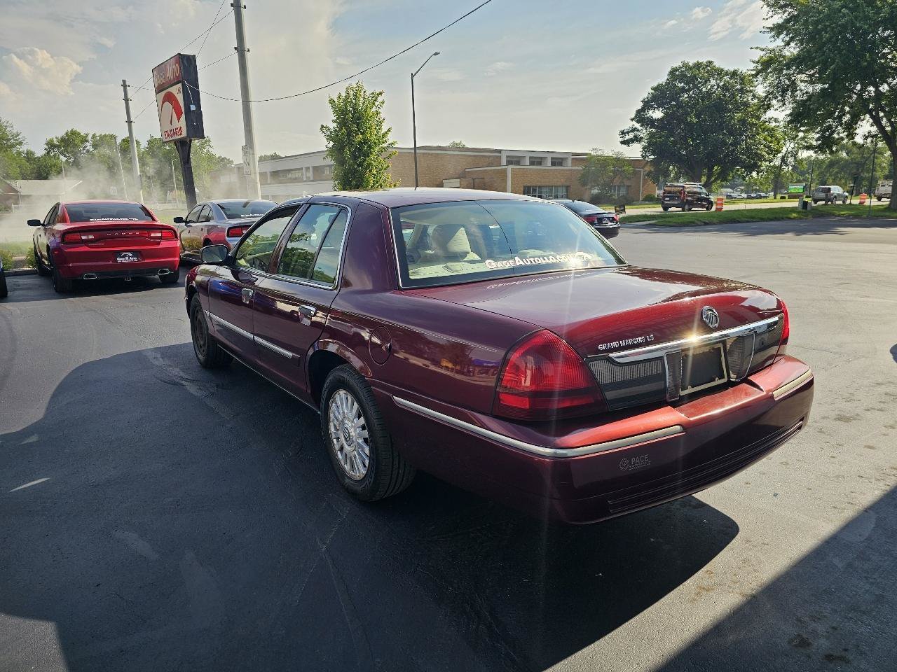 Used 2006 Mercury Grand Marquis LS RWD image 8