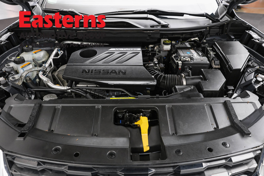 Used 2023 Nissan Rogue SV AWD/4WD image 9