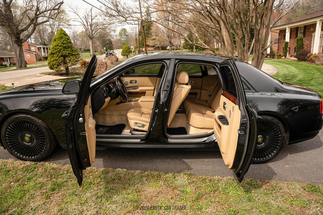 Used 2014 Rolls-Royce Ghost image 39