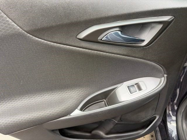 Used 2023 Chevrolet Malibu LT FWD image 32