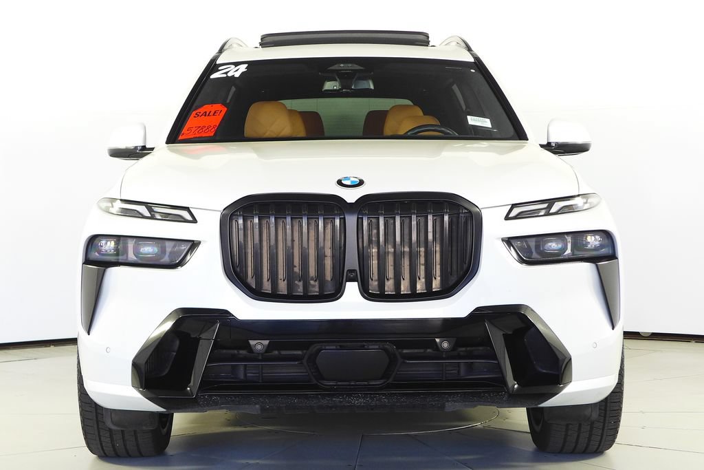 Used 2024 BMW X7 xDrive40i w/ M Sport Package AWD/4WD image 3