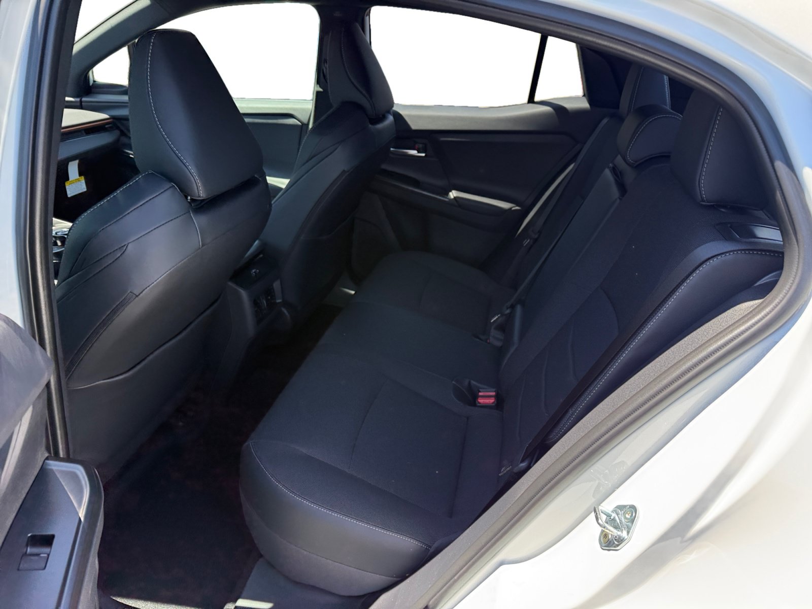 New 2026 Subaru Uncharted Premium FWD image 16