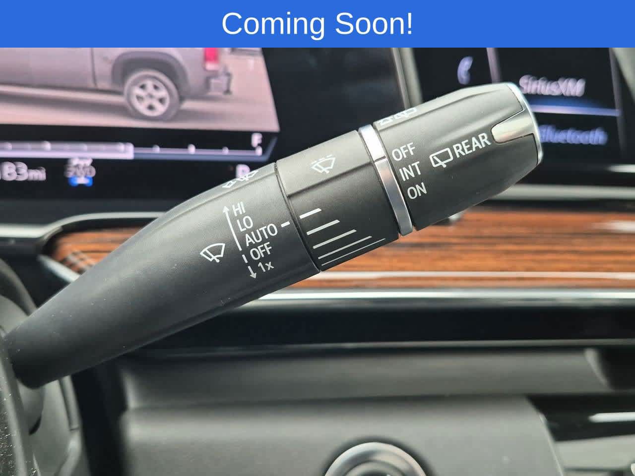 Used 2023 Cadillac Escalade Premium Luxury AWD/4WD image 29