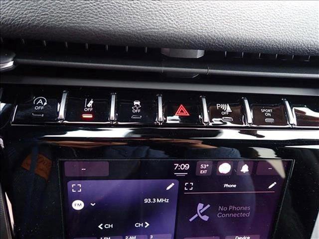 Used 2024 Jeep Grand Cherokee L Laredo image 23