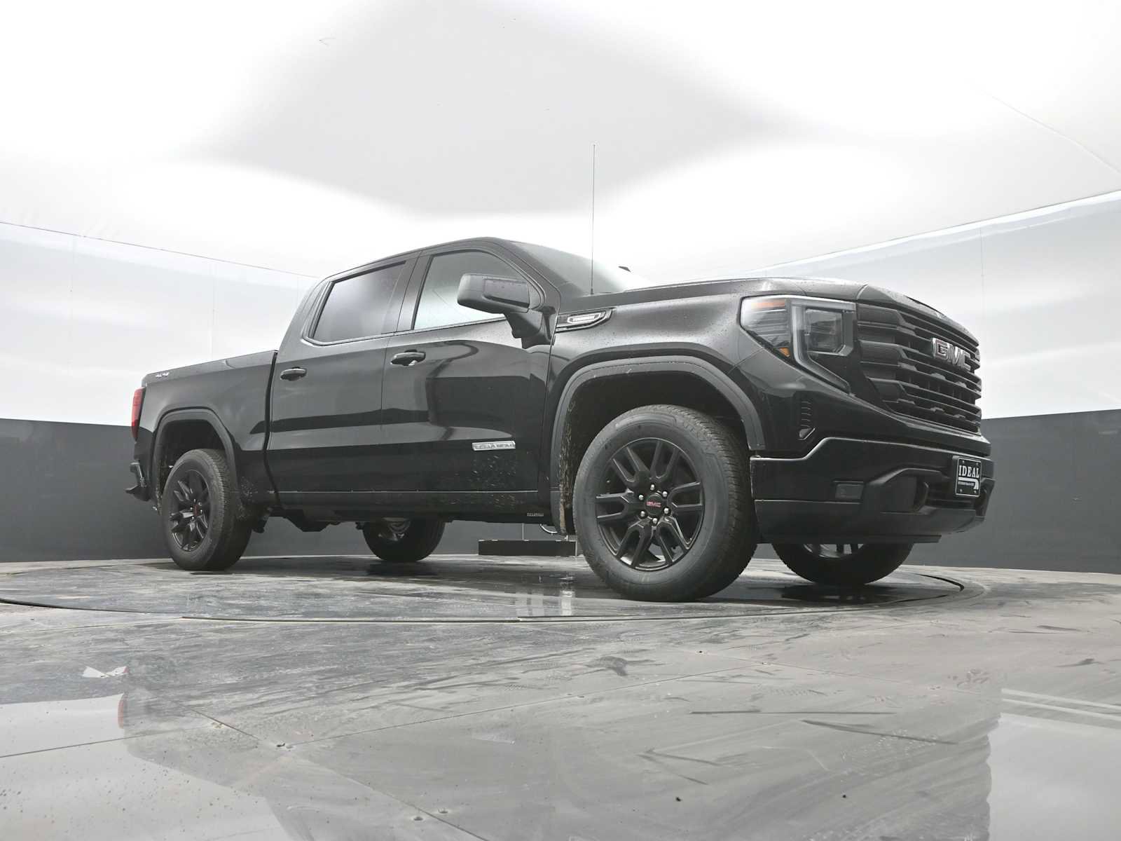 New 2026 GMC Sierra 1500 Elevation image 24