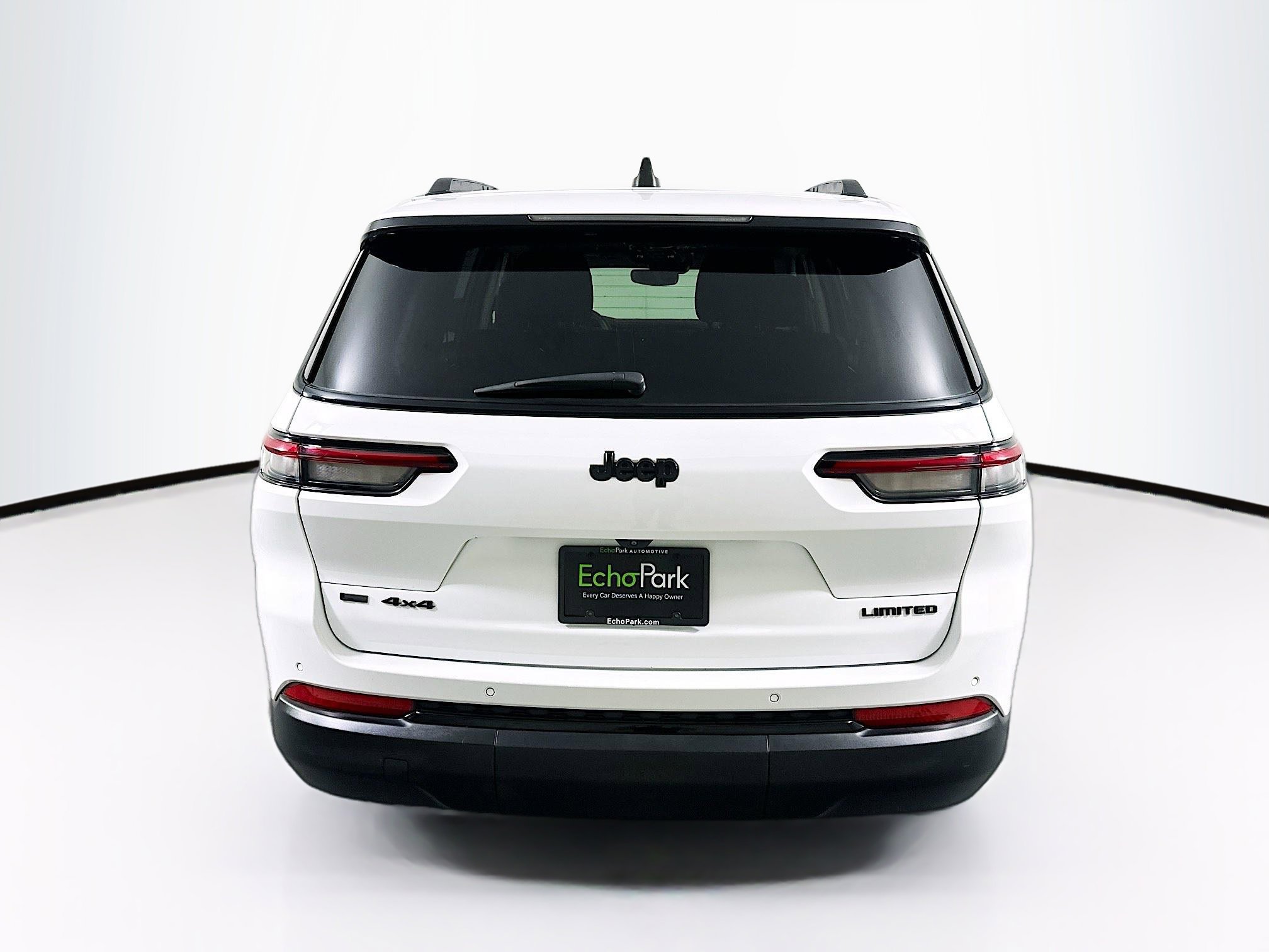 Used 2023 Jeep Grand Cherokee L Limited w/ Black Appearance Package image 7