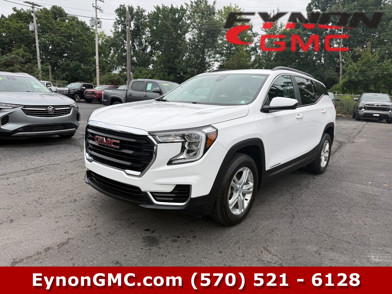 Used 2024 GMC Terrain SLE w/ Driver Convenience Package