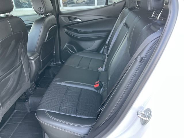 Used 2022 Buick Encore GX Essence w/ Experience Buick Package image 12