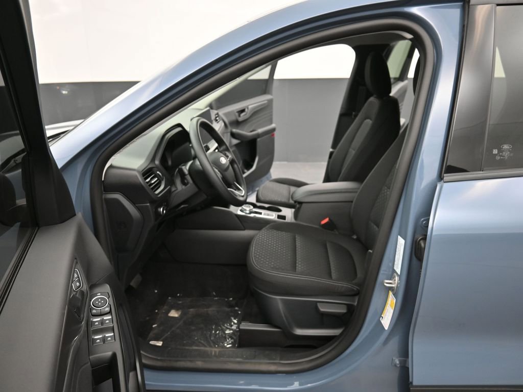 New 2026 Ford Escape Active w/ Tech Pack #1 FWD image 6