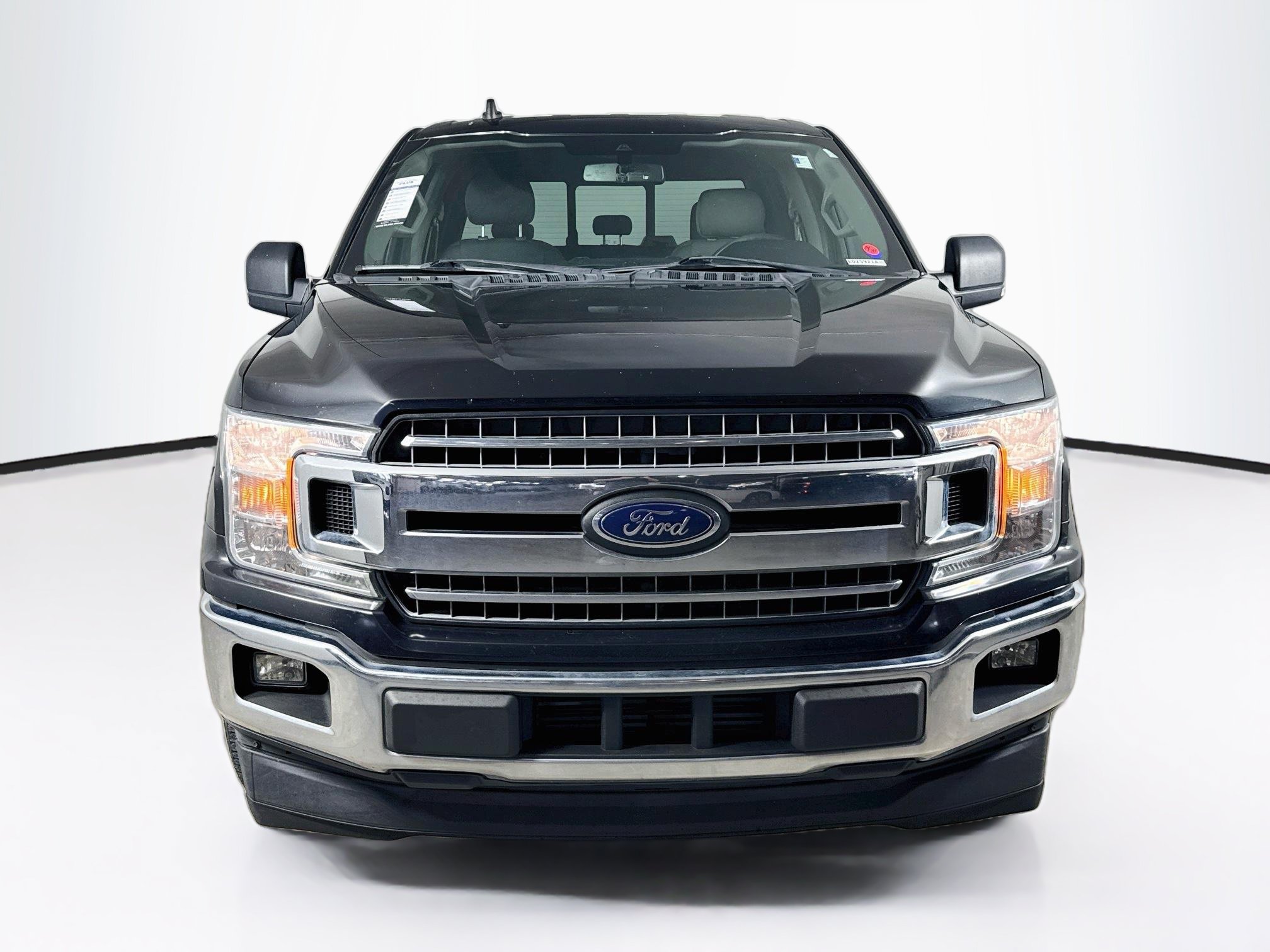 Used 2019 Ford F150 XLT w/ Equipment Group 302A Luxury RWD image 3