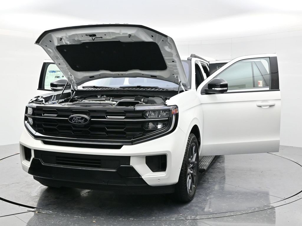 New 2025 Ford Expedition Max Platinum w/ Stealth Performance Package image 58