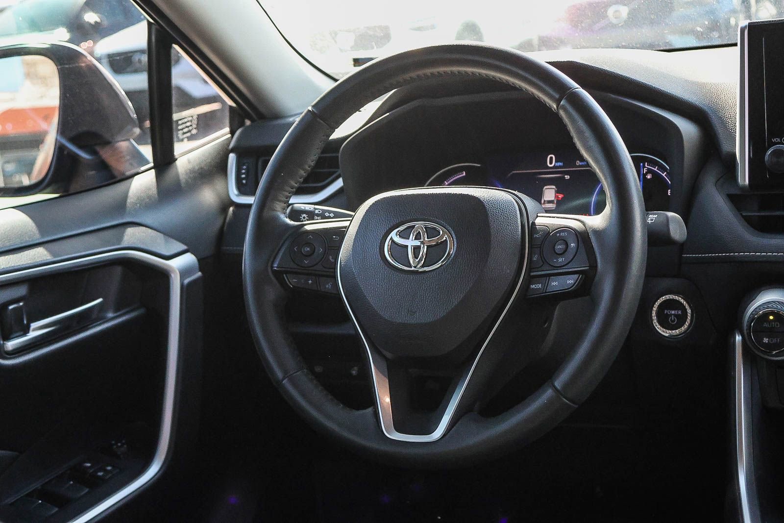 Used 2024 Toyota RAV4 XLE w/ Convenience Package image 26