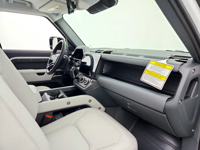New 2026 Land Rover Defender 110 X-Dynamic SE AWD/4WD image 13