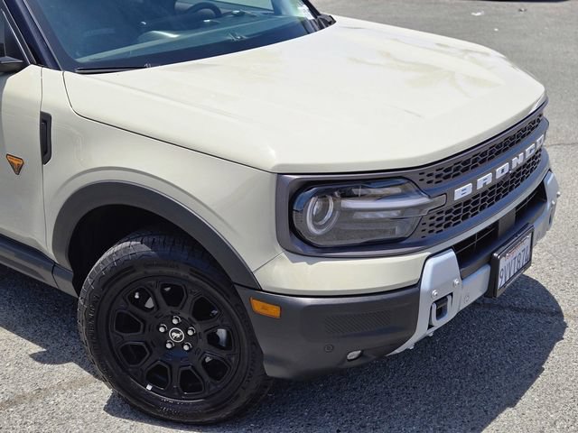 Used 2025 Ford Bronco Sport Badlands AWD/4WD image 4