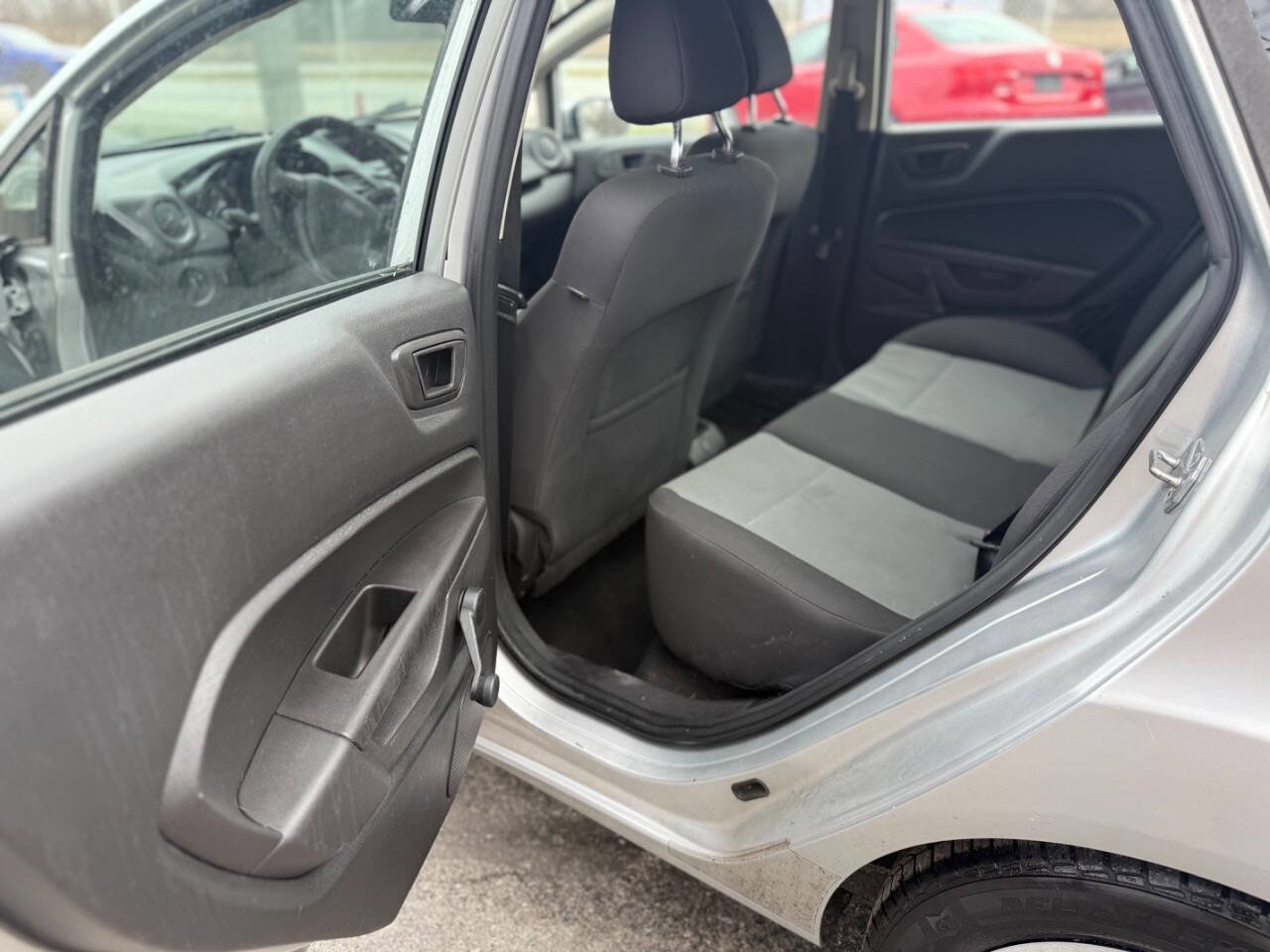 Used 2016 Ford Fiesta S image 10