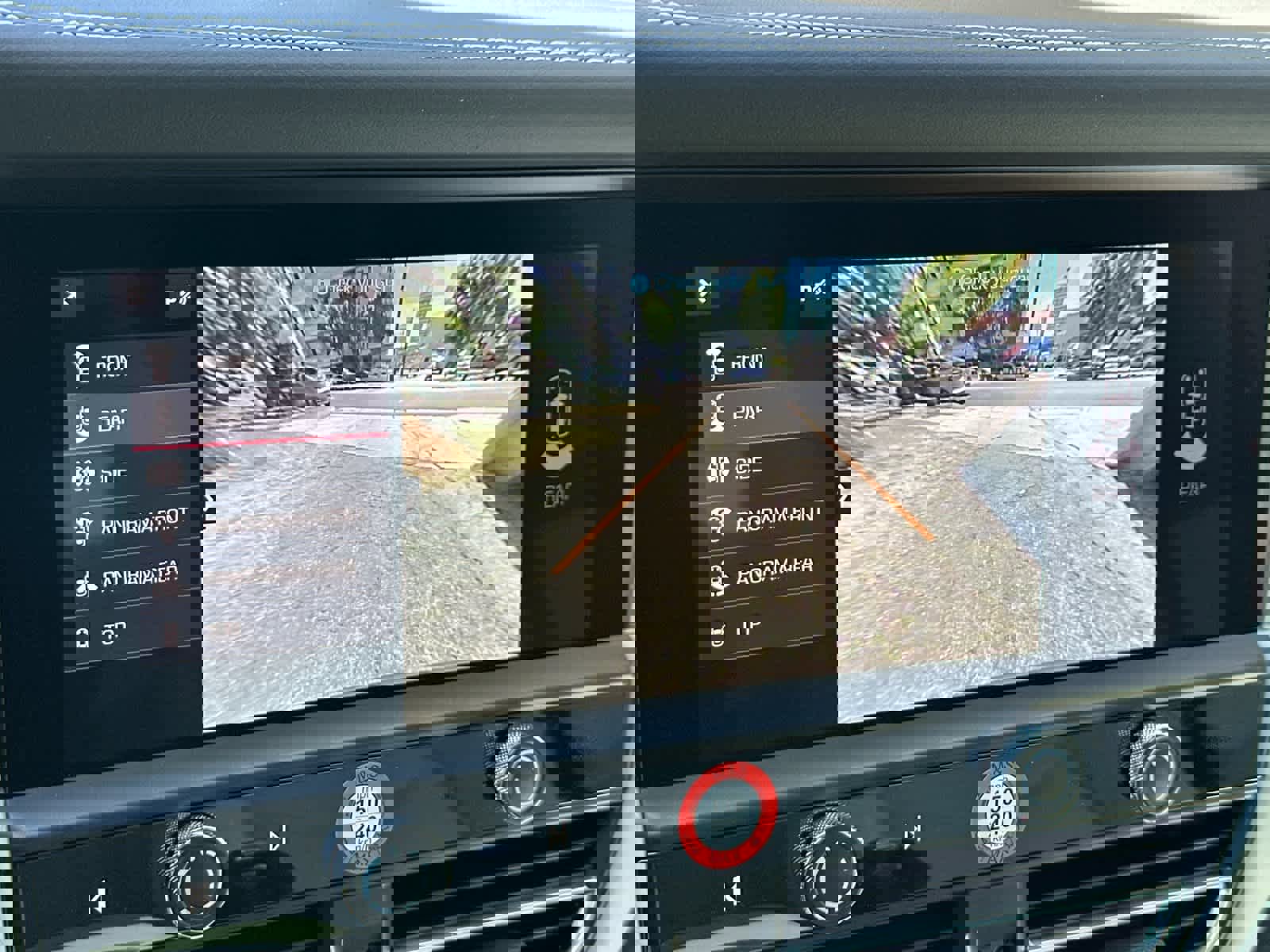 New 2026 Porsche Macan image 23