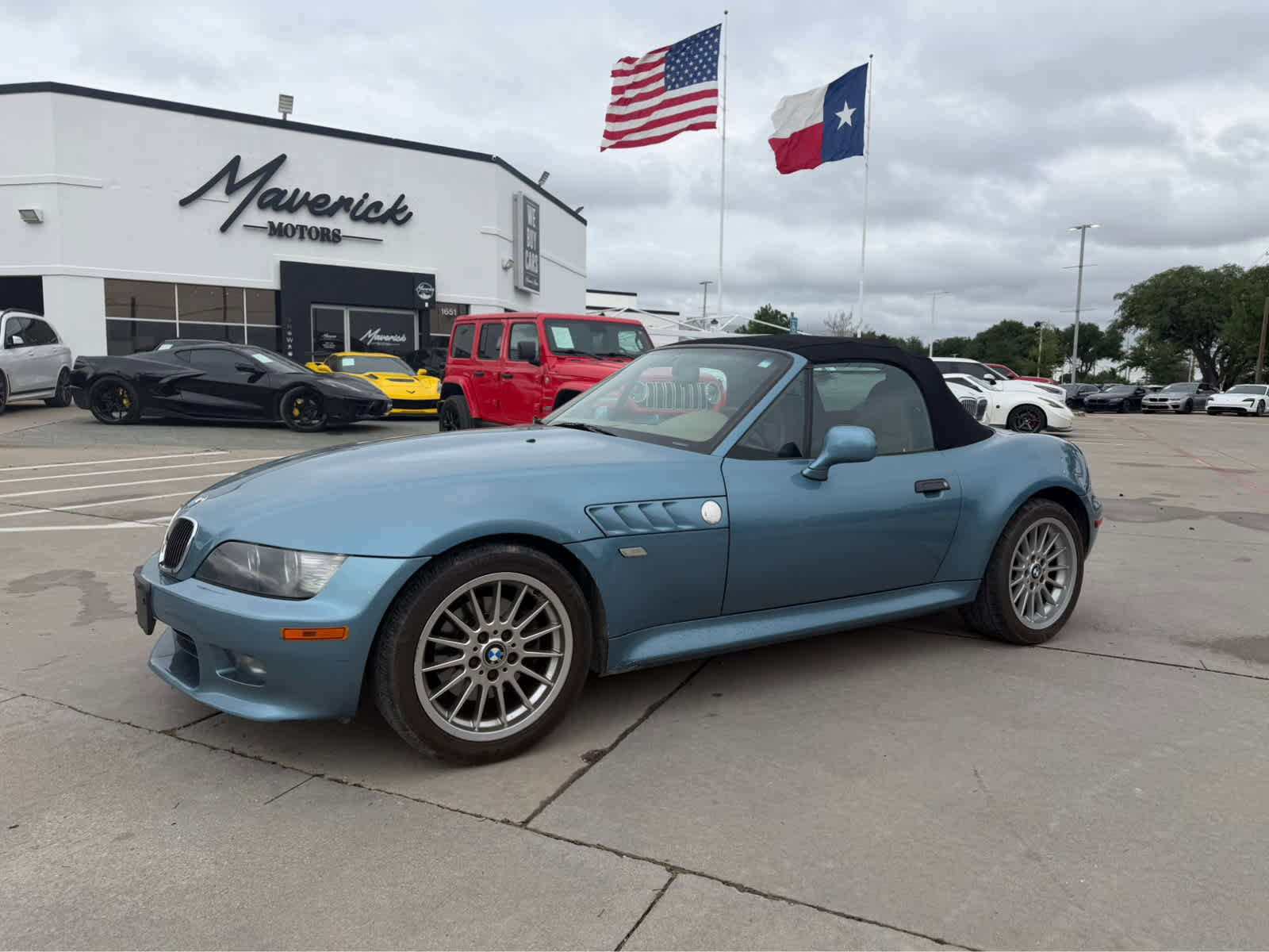 Used 2002 BMW Z3 3.0i RWD image 1