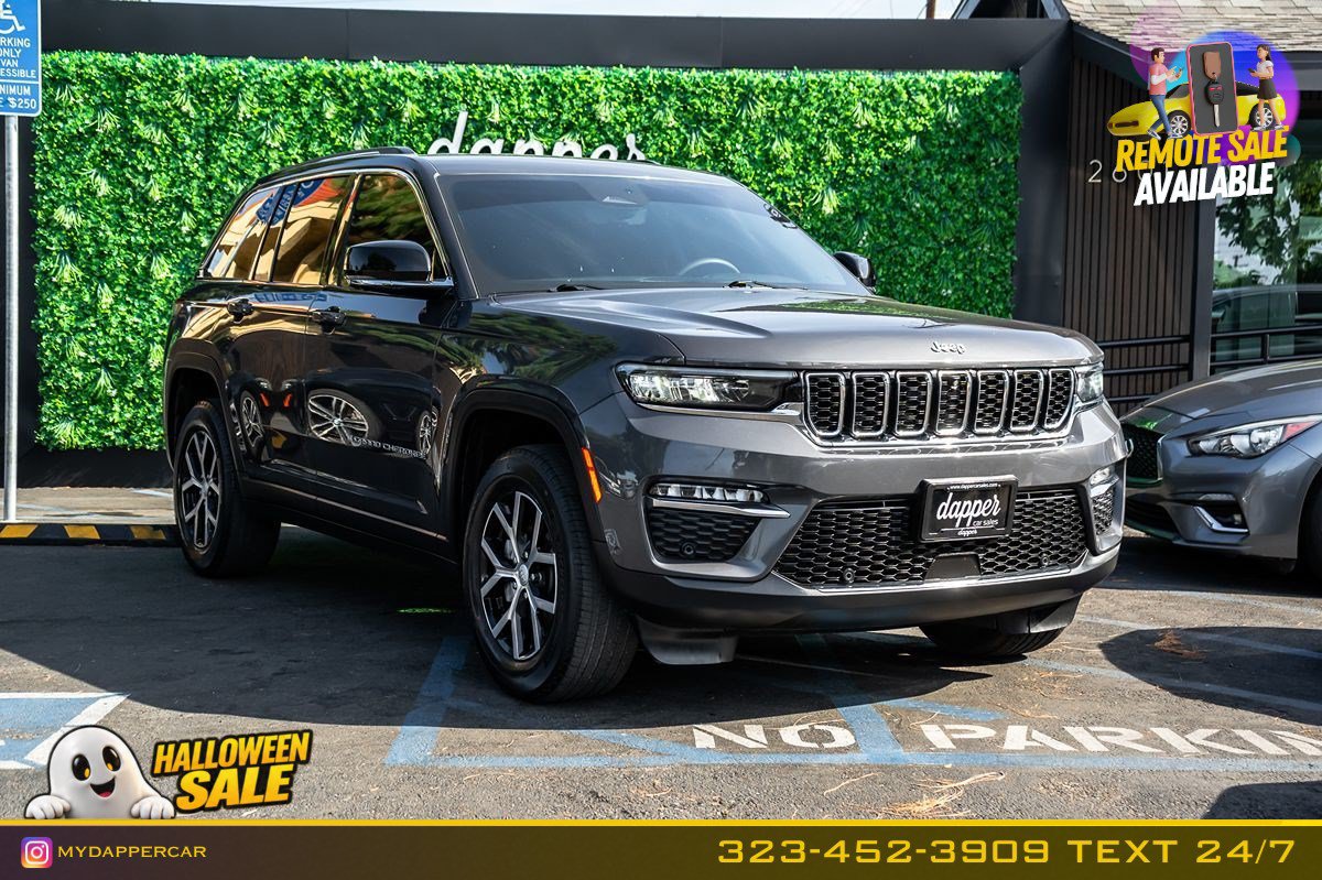 Used 2023 Jeep Grand Cherokee Limited w/ Luxury Tech Group II RWD image 3