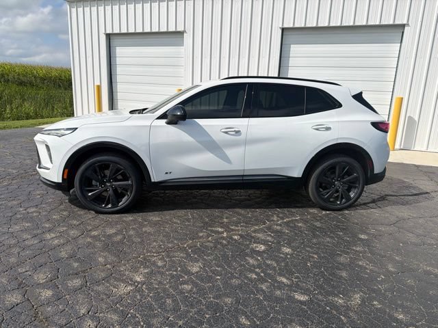 Used 2024 Buick Envision Sport Touring AWD/4WD image 2