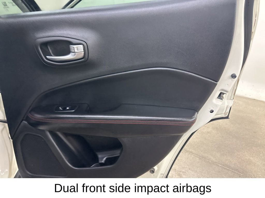 Used 2019 Jeep Compass Trailhawk image 23