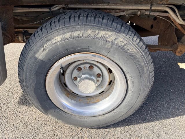 Used 1990 Chevrolet Suburban 4WD image 10