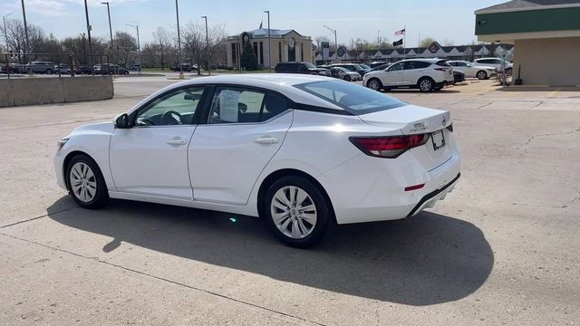 Used 2022 Nissan Sentra S image 6