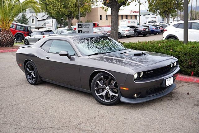 Used 2017 Dodge Challenger R/T Scat Pack image 3