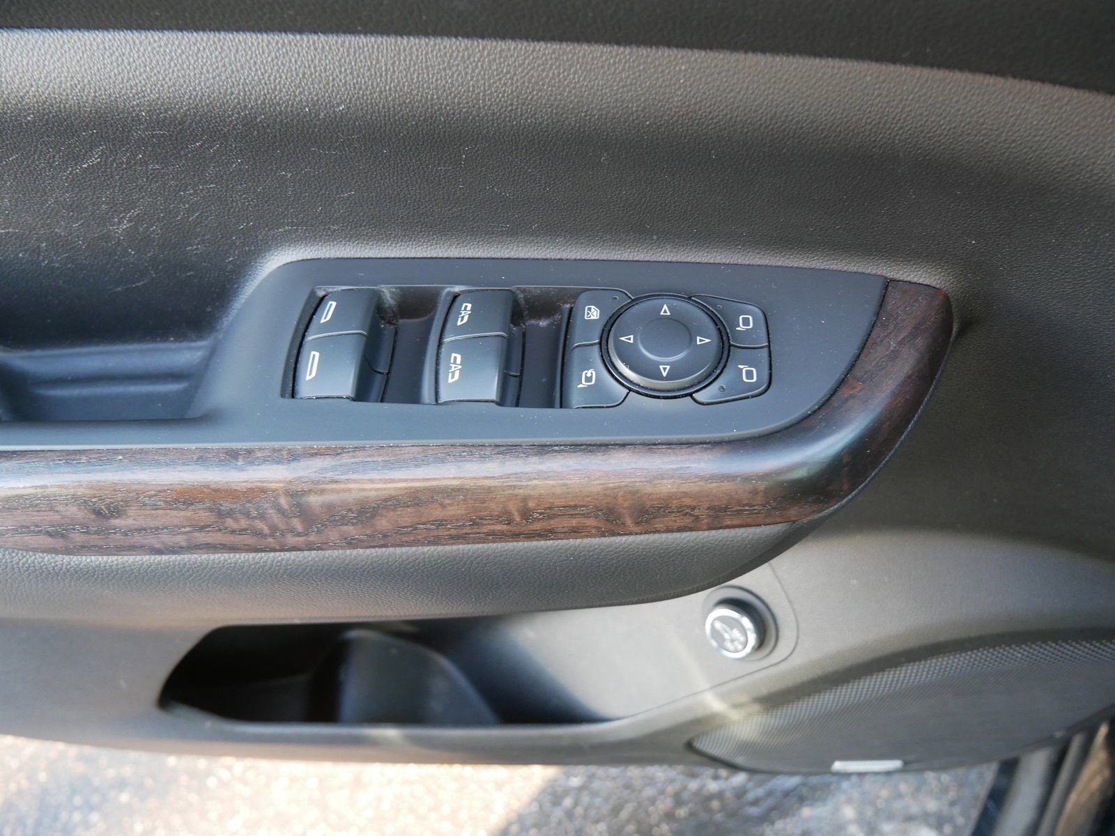 Used 2023 GMC Acadia Denali w/ Black Diamond Edition image 15