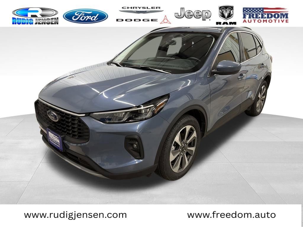 Used 2025 Ford Escape Platinum