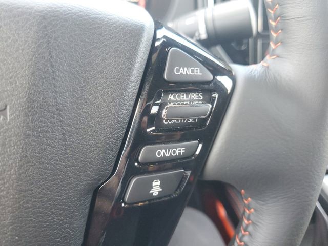 Certified 2025 Nissan Frontier PRO-4X w/ Interior Protection Package image 17