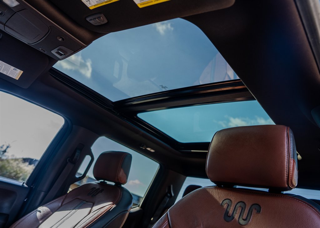 Used 2018 Ford F150 King Ranch w/ Equipment Group 601A Luxury AWD/4WD image 28
