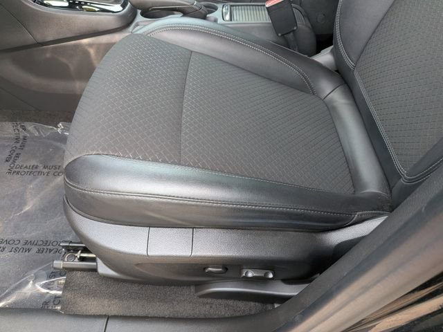 Used 2022 Buick Encore Preferred w/ Safety Package image 17