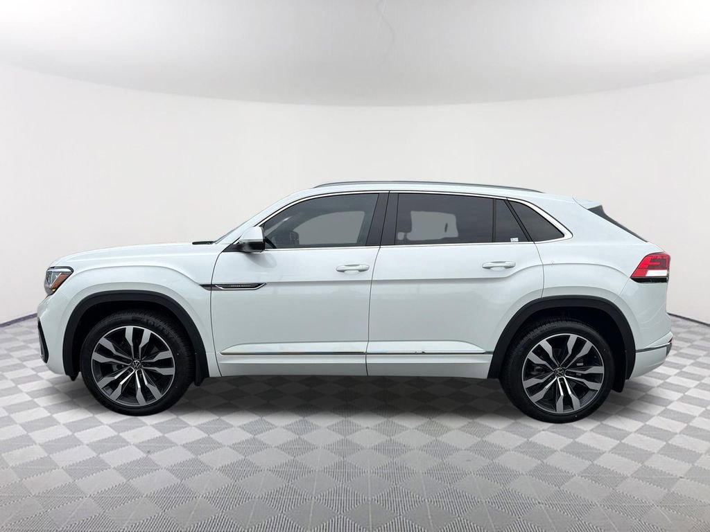 Used 2021 Volkswagen Atlas Cross Sport SEL R-Line FWD image 8