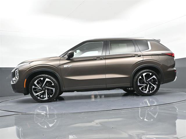 Used 2023 Mitsubishi Outlander SEL AWD/4WD image 34