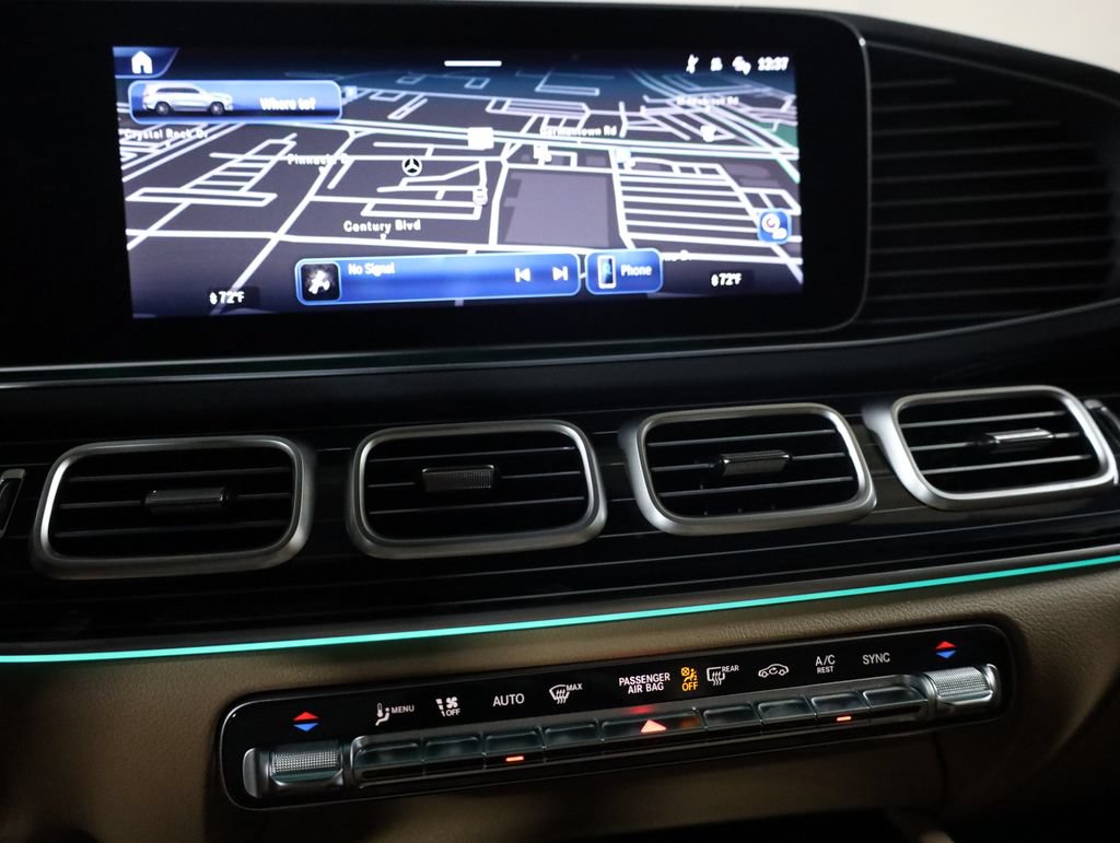 Used 2026 Mercedes-Benz GLS 580 4MATIC image 25