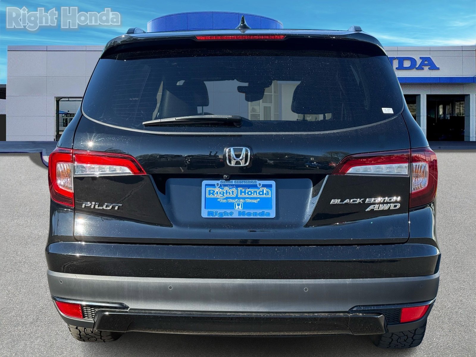 Used 2022 Honda Pilot Black Edition image 6