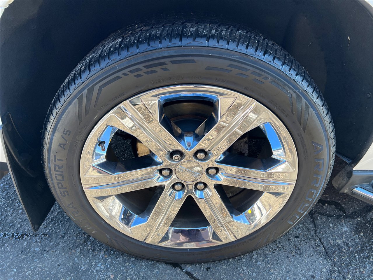 Used 2016 GMC Yukon SLT w/ Open Road Package image 17