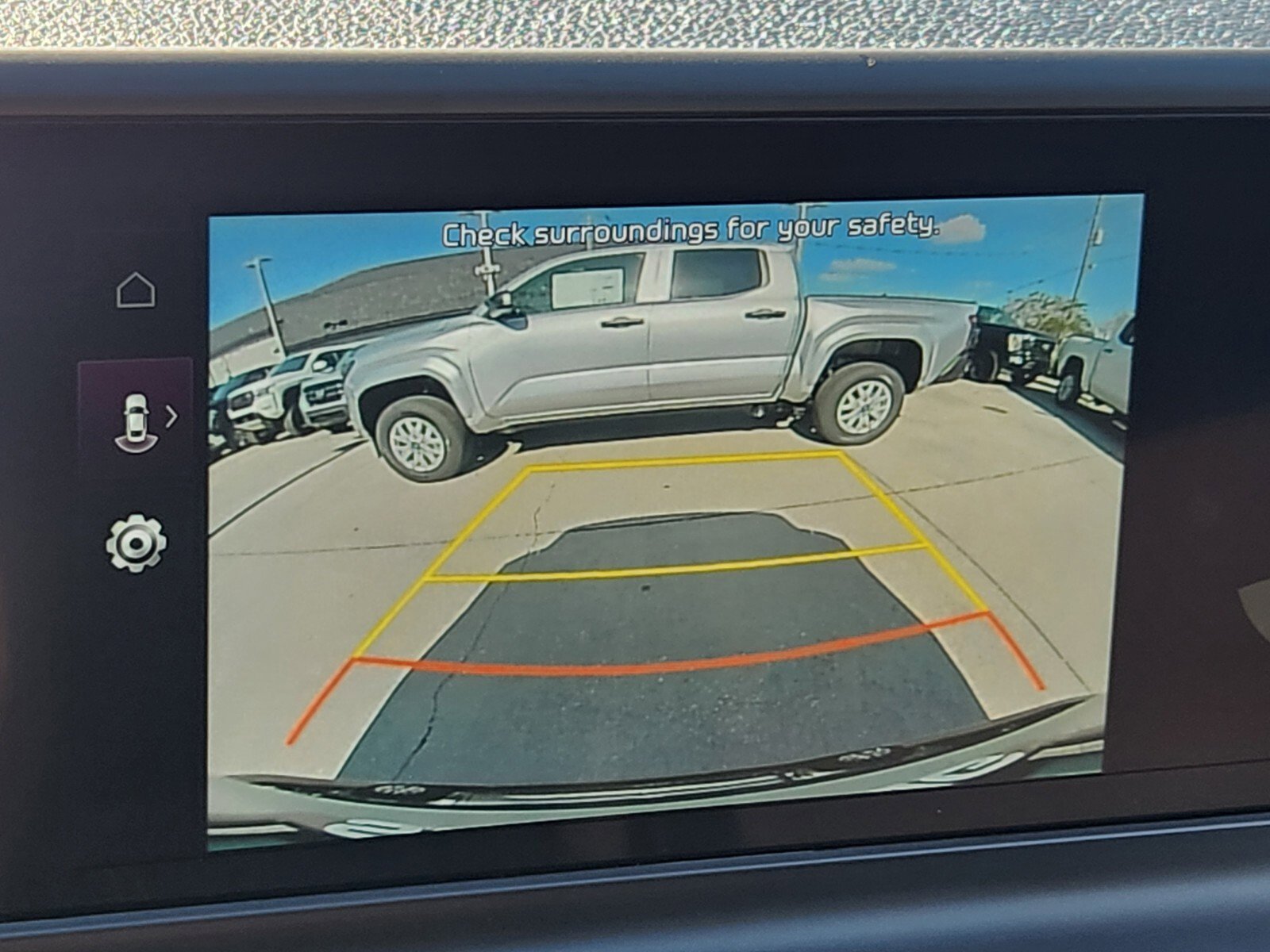 Used 2025 Kia Seltos EX image 16