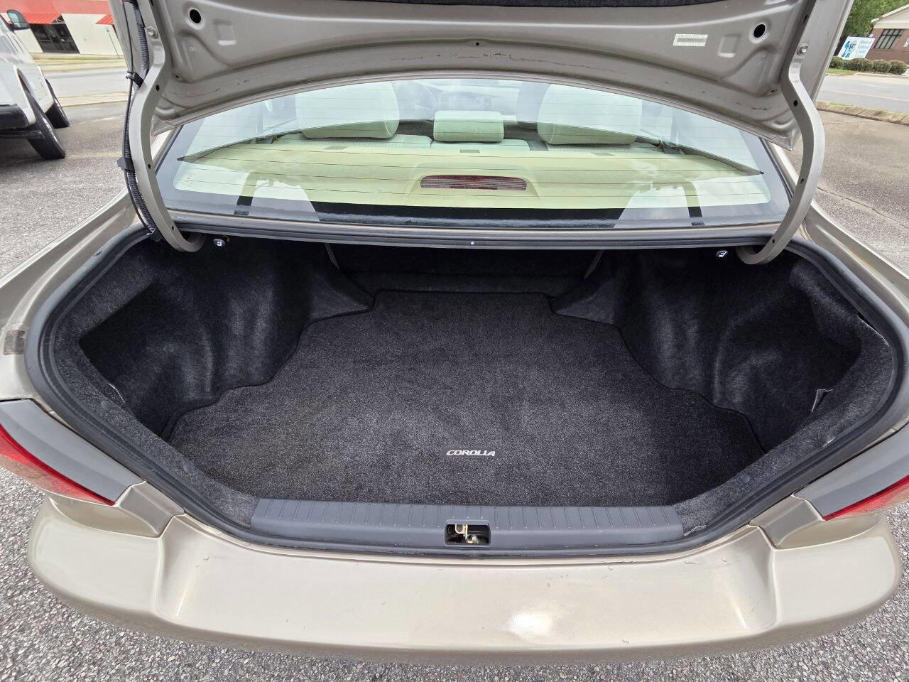 Used 2005 Toyota Corolla CE FWD image 13