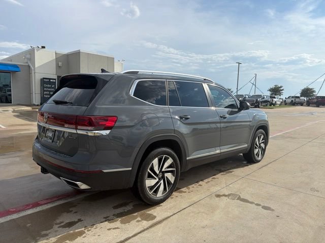 Used 2025 Volkswagen Atlas SEL AWD/4WD image 7