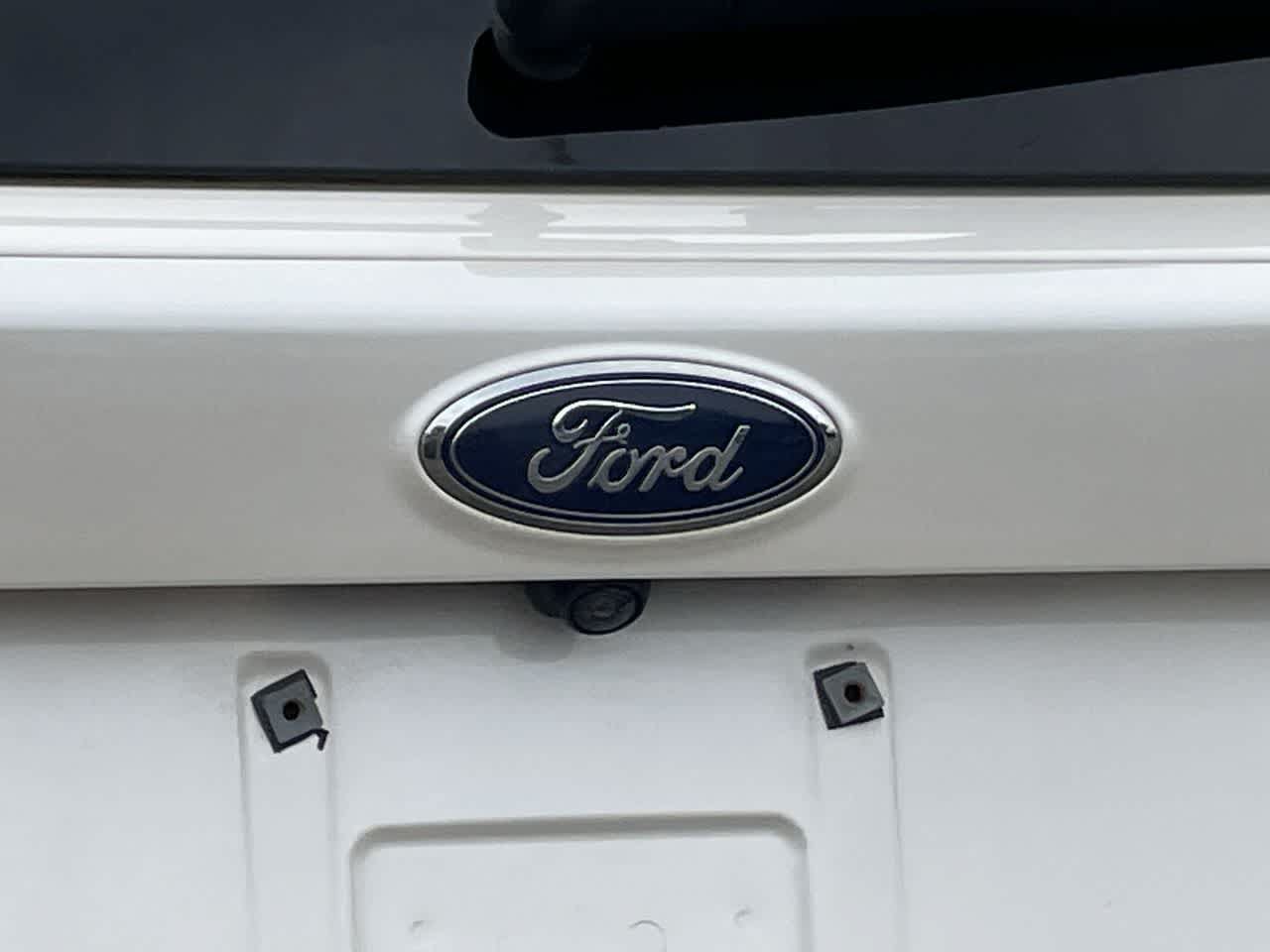 Used 2017 Ford Escape Titanium AWD/4WD image 48