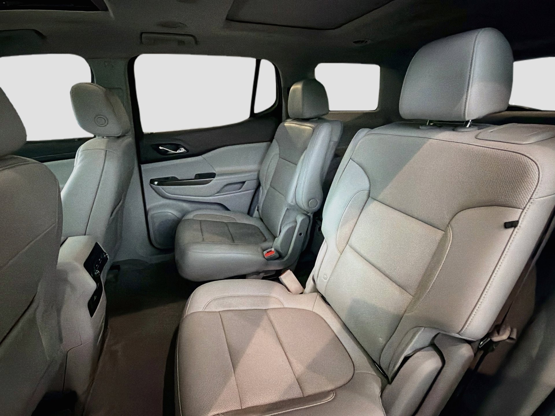 Used 2020 GMC Acadia SLT FWD image 20