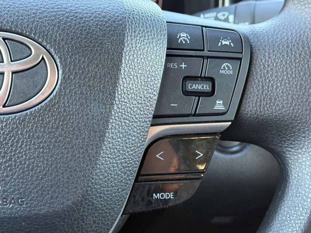 Certified 2025 Toyota Camry LE w/ Convenience Package image 11