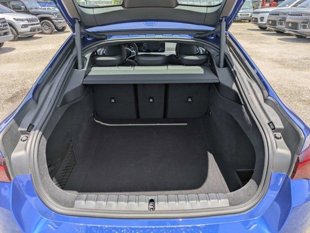 Used 2025 BMW M440i RWD image 13