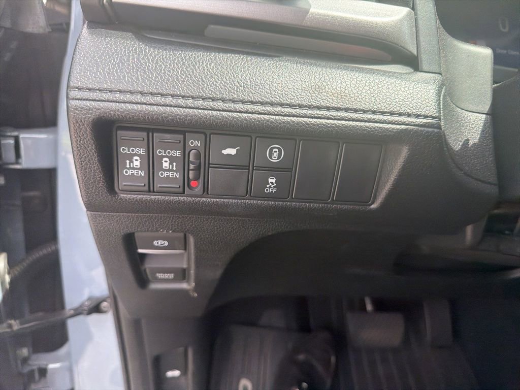 Used 2023 Honda Odyssey Sport image 18